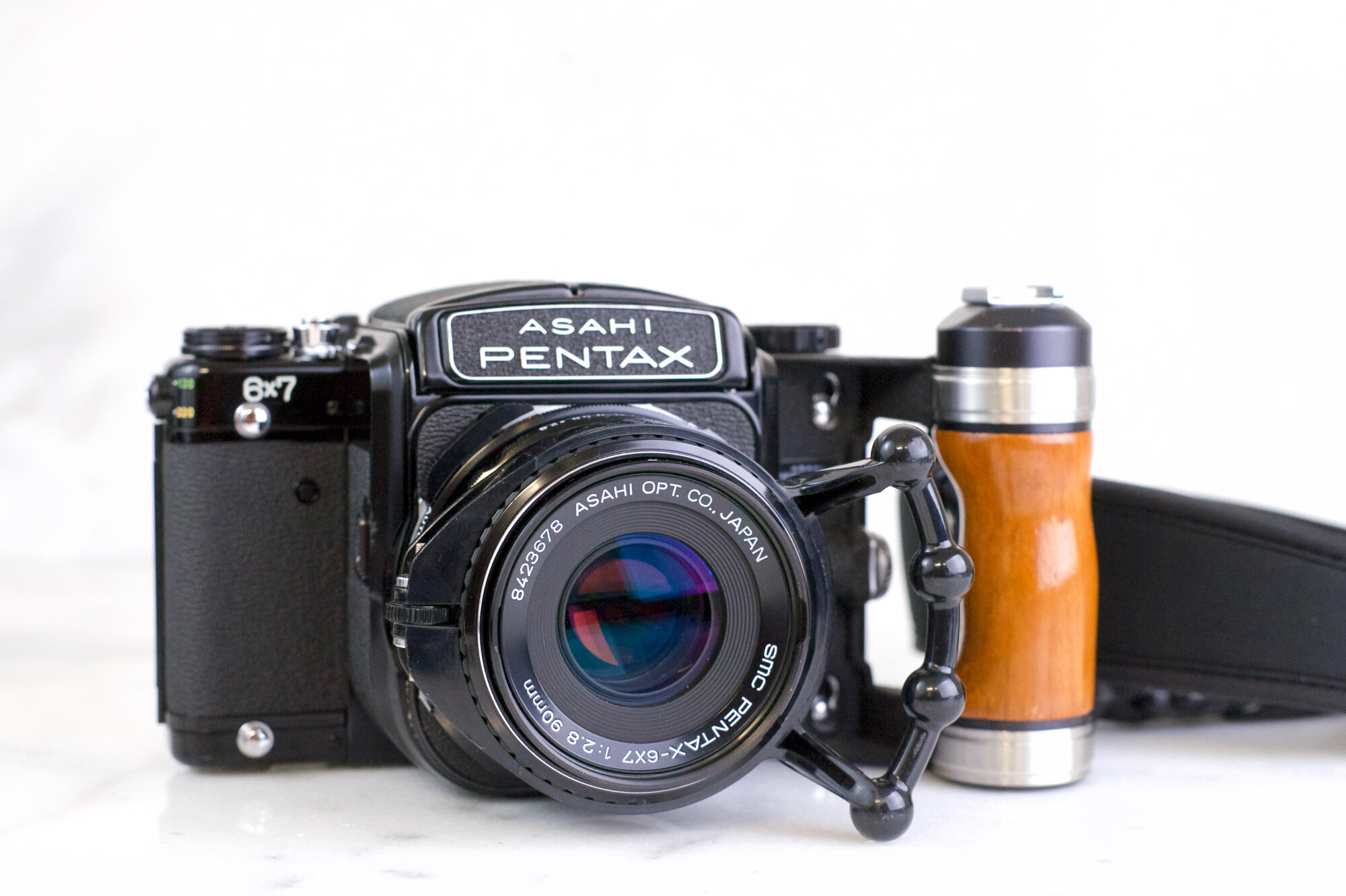 Pentax 67 MLU with Waist Level Finder SMC Pentax 90mm F/2.8 Lens, Focus  Handle, Wooden Handle, Stra — F Stop Cameras